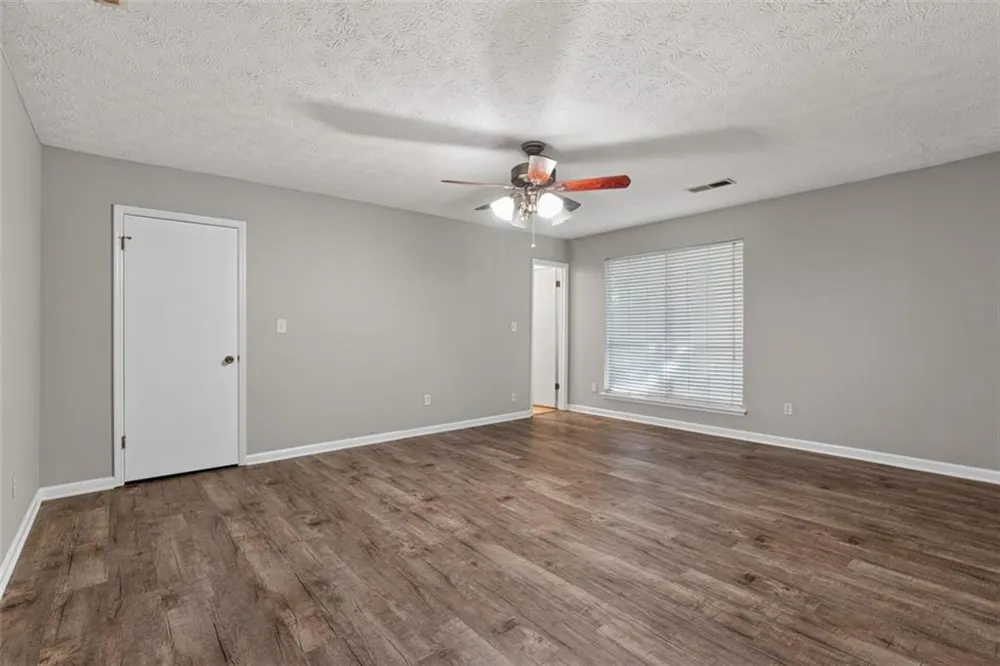 8340 Beechwood Trace Riverdale, GA 30274