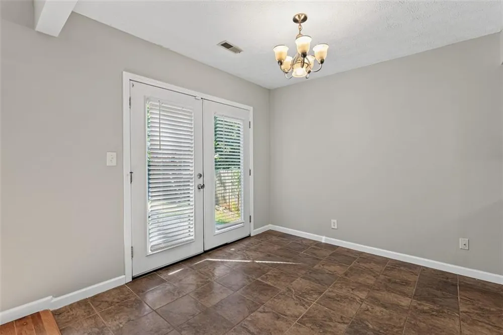 8340 Beechwood Trace Riverdale, GA 30274