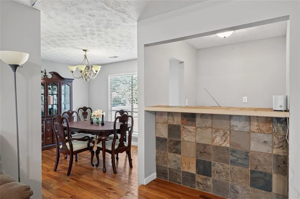 8340 Beechwood Trace Riverdale, GA 30274