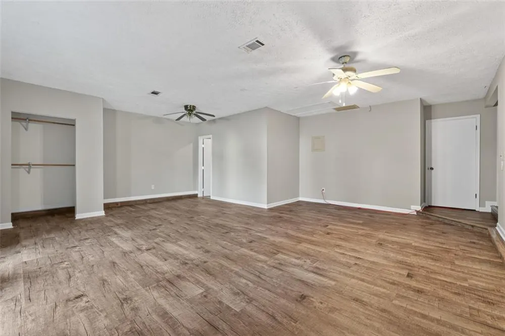 8340 Beechwood Trace Riverdale, GA 30274