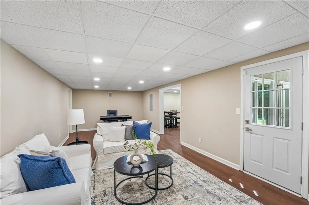 425 Cullingworth Drive Johns Creek, GA 30022