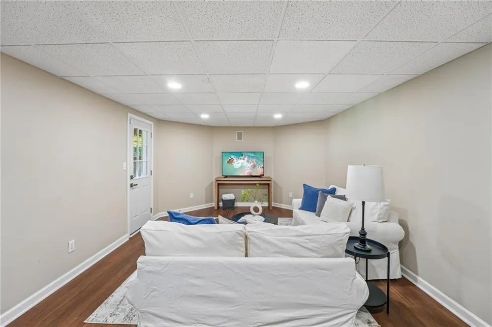 425 Cullingworth Drive Johns Creek, GA 30022
