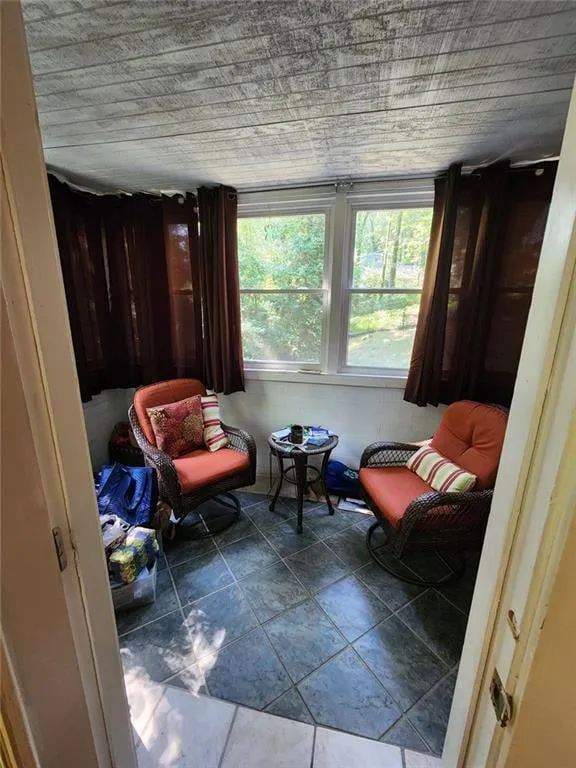 258 Kenilworth Circle Stone Mountain, GA 30083