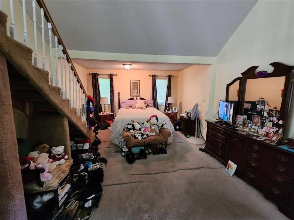 258 Kenilworth Circle Stone Mountain, GA 30083