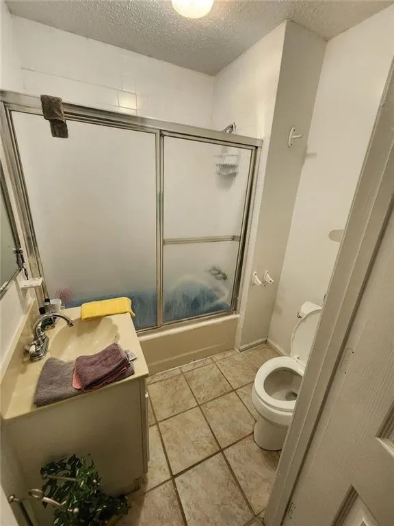 258 Kenilworth Circle Stone Mountain, GA 30083