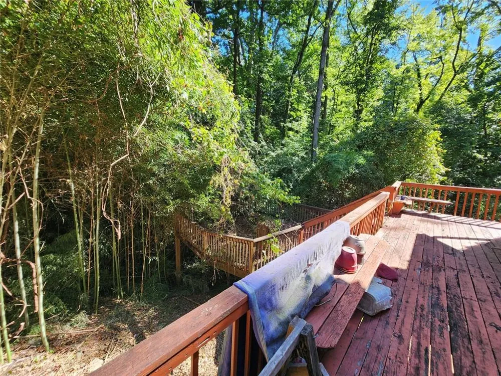 258 Kenilworth Circle Stone Mountain, GA 30083