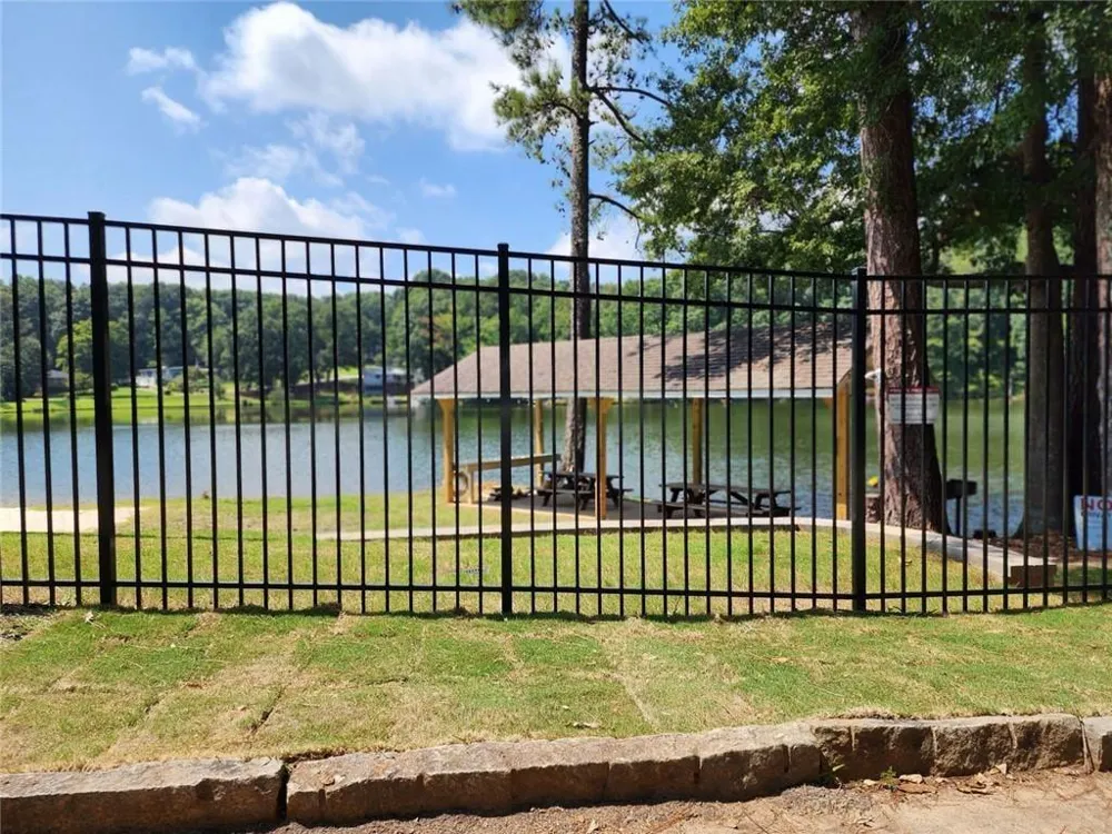 258 Kenilworth Circle Stone Mountain, GA 30083