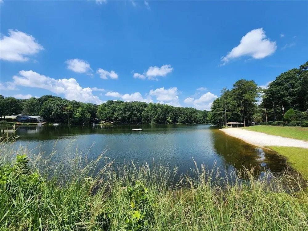 258 Kenilworth Circle Stone Mountain, GA 30083