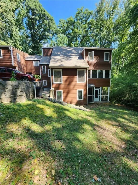 258 Kenilworth Circle Stone Mountain, GA 30083