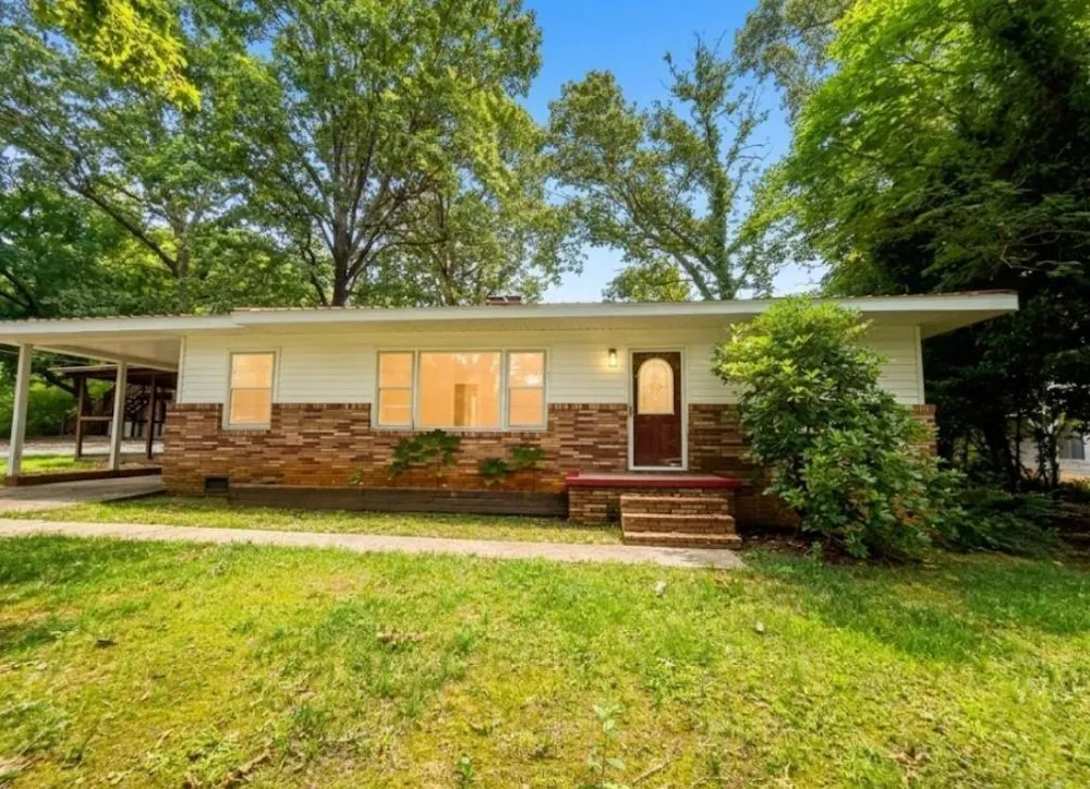 151 Tiny Ridge Drive Cornelia, GA 30531