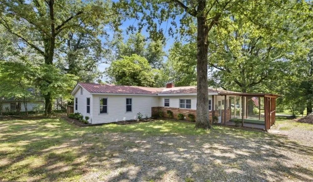 151 Tiny Ridge Drive Cornelia, GA 30531