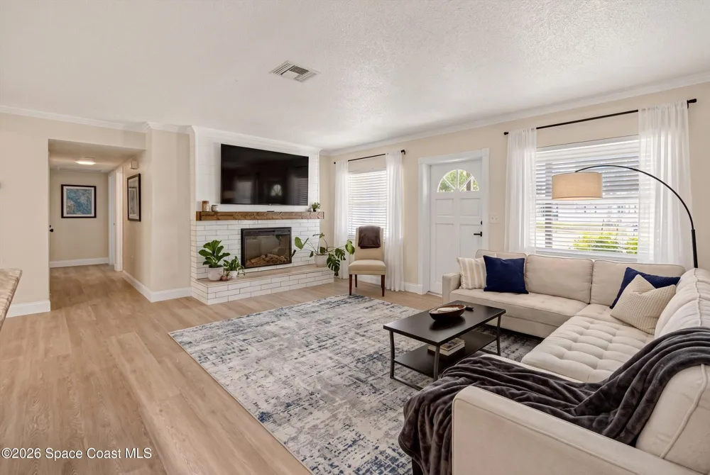 688 Charles Drive Melbourne, FL 32935