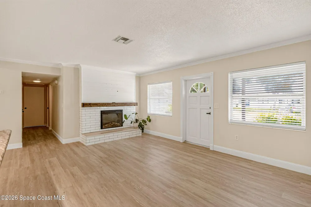 688 Charles Drive Melbourne, FL 32935