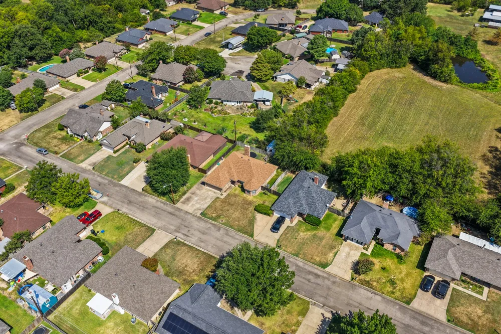1100 Markeda Sulphur Springs, TX 75482