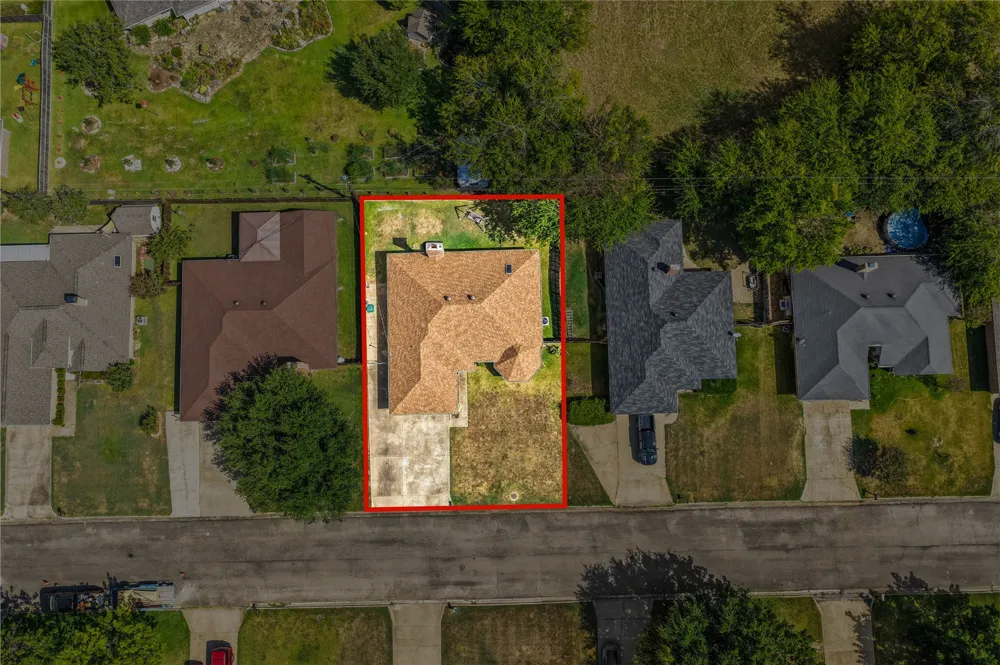 1100 Markeda Sulphur Springs, TX 75482