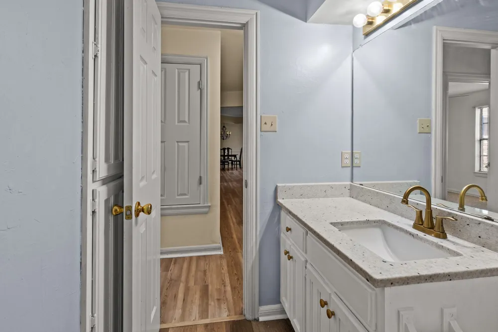 1100 Markeda Sulphur Springs, TX 75482