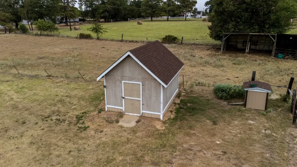 11962 County Road 2918 Eustace, TX 75124