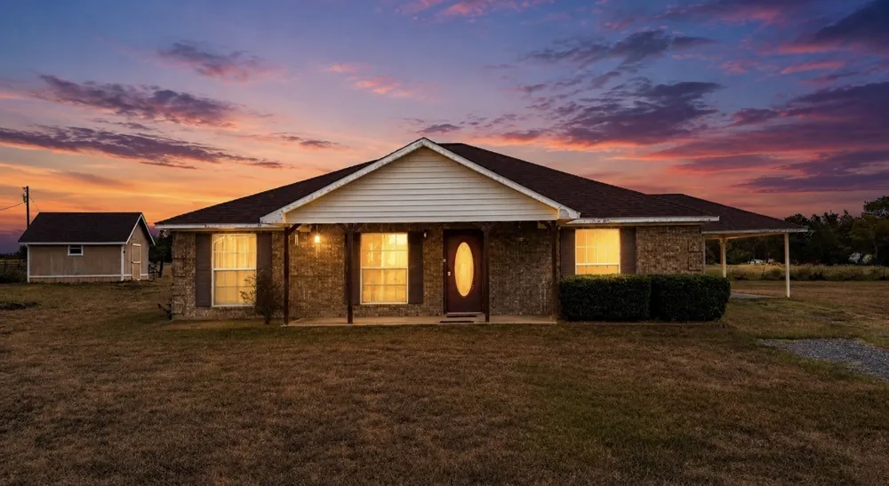 11962 County Road 2918 Eustace, TX 75124
