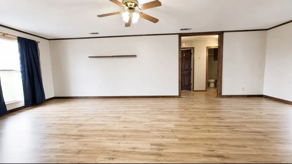 11962 County Road 2918 Eustace, TX 75124