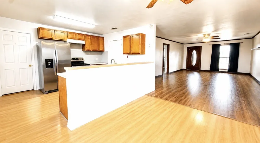 11962 County Road 2918 Eustace, TX 75124