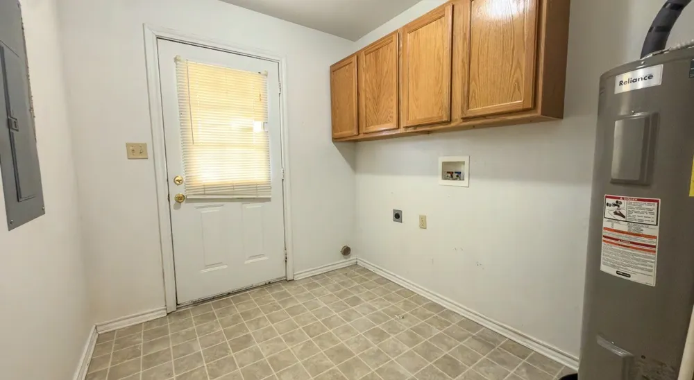 11962 County Road 2918 Eustace, TX 75124