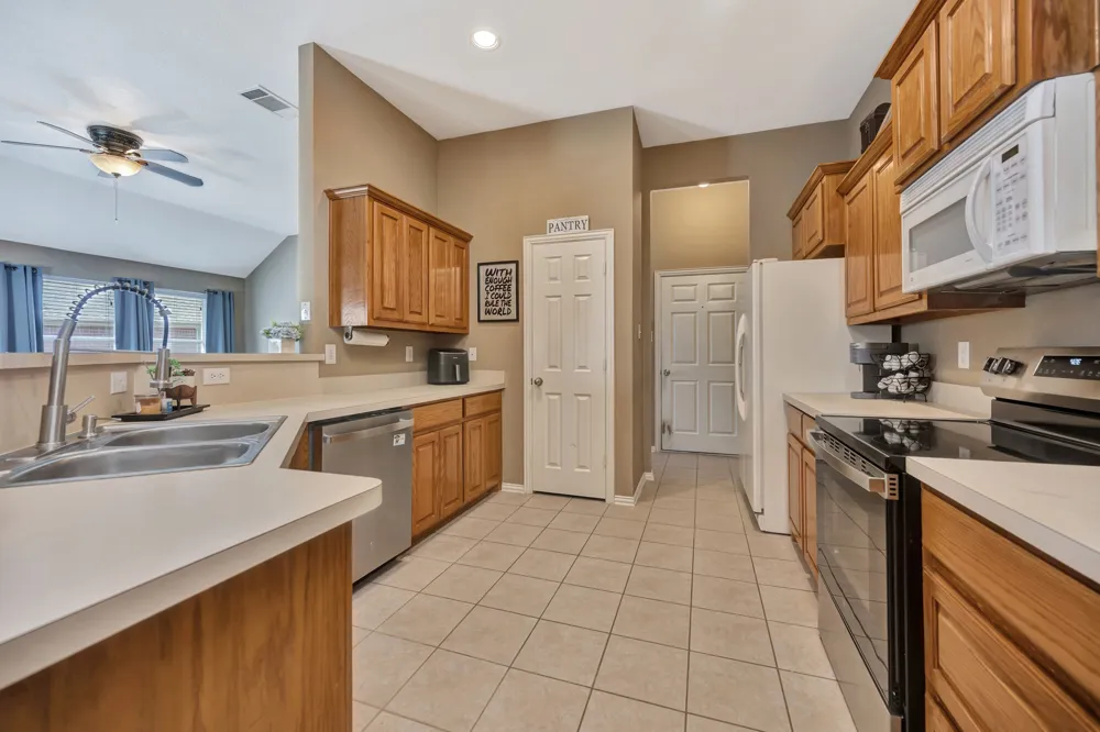 11501 Emory Trail Fort Worth, TX 76244