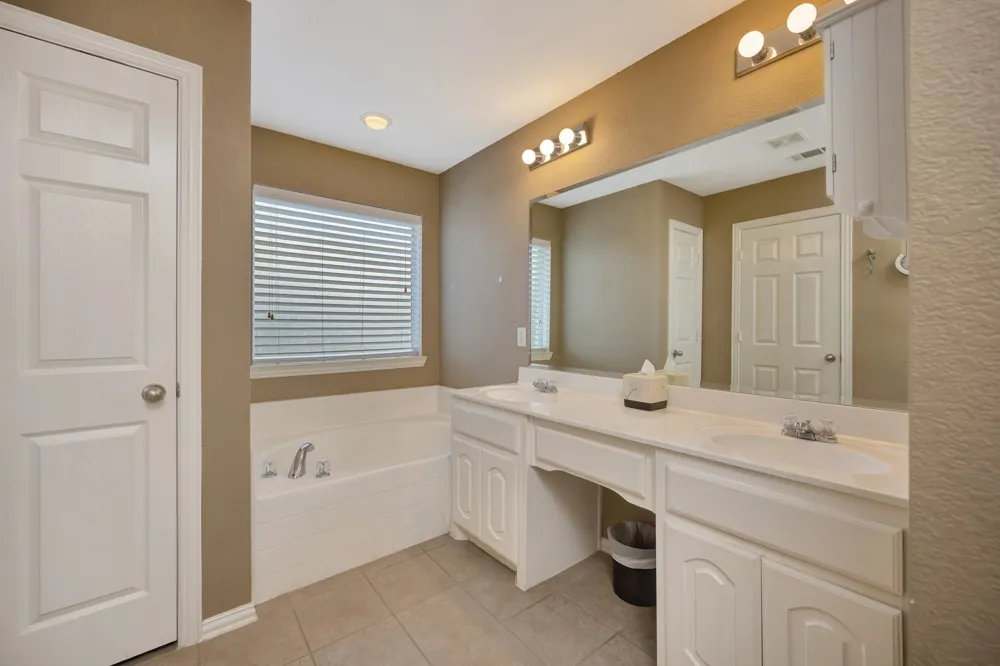 11501 Emory Trail Fort Worth, TX 76244