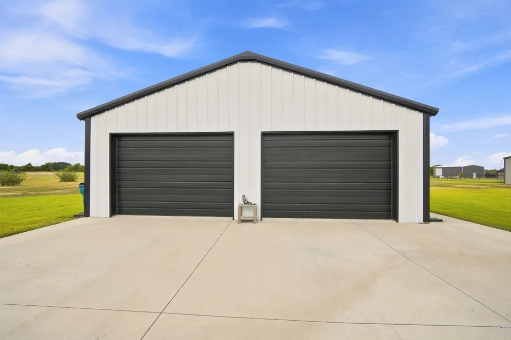 140 Lone Elm Road Waxahachie, TX 75167