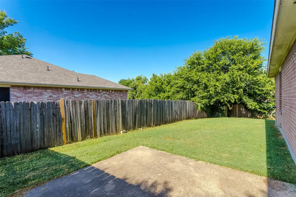 1513 S 3rd Street S Midlothian, TX 76065