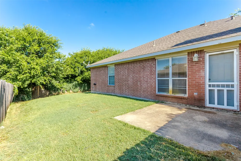 1513 S 3rd Street S Midlothian, TX 76065