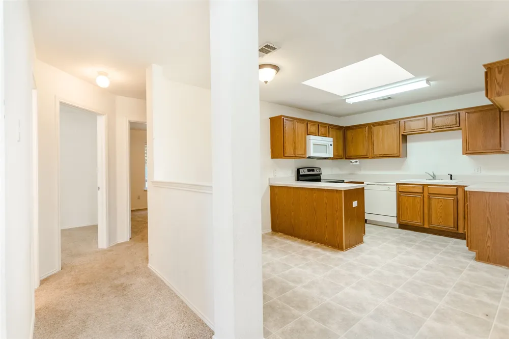1513 S 3rd Street S Midlothian, TX 76065