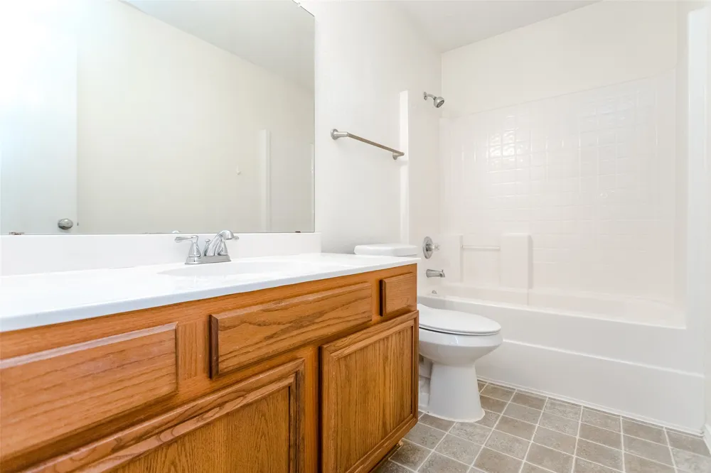 1513 S 3rd Street S Midlothian, TX 76065