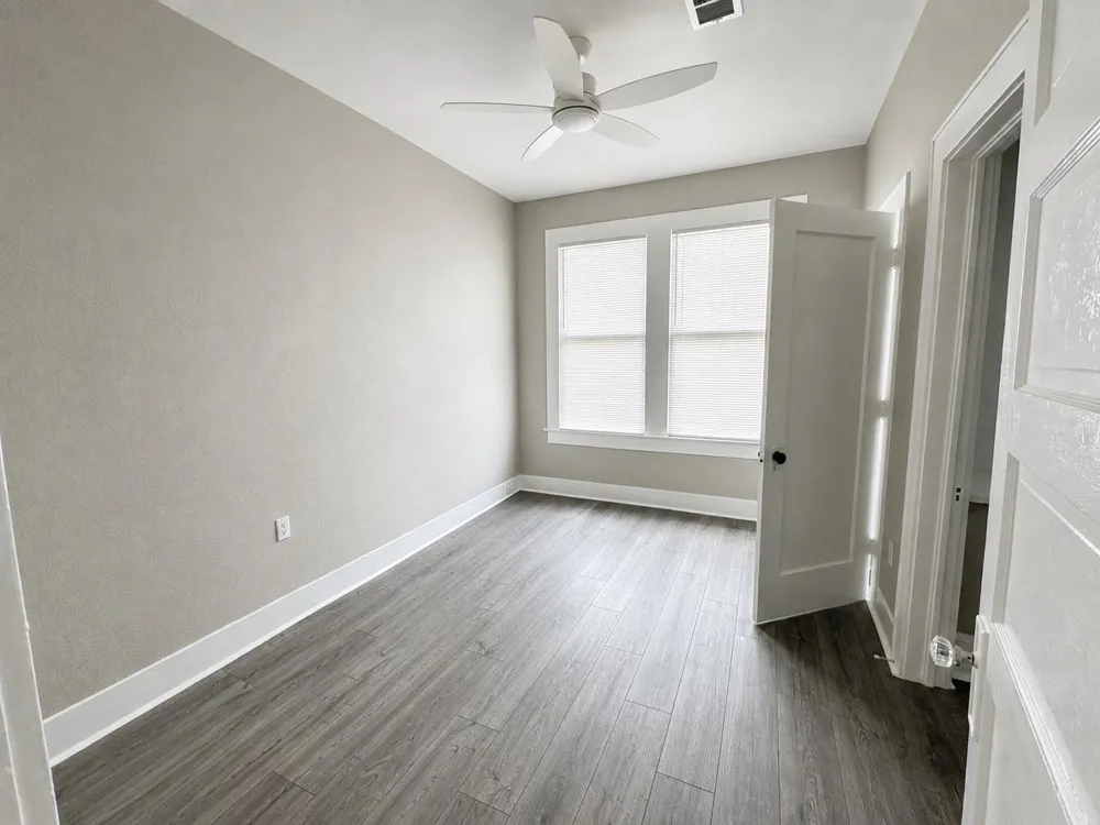 2406 35th Street Galveston, TX 77550
