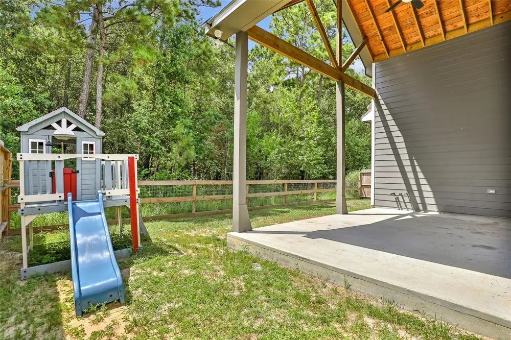 525 Little Spring Court Anahuac, TX 77514
