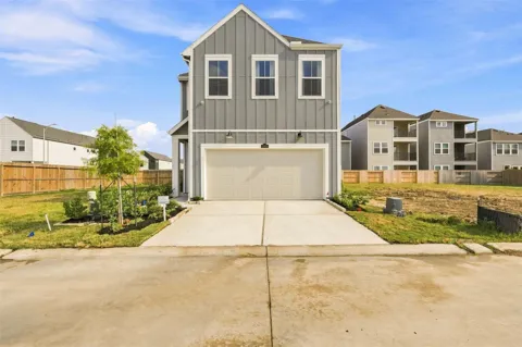 2305 Via Laura Lane