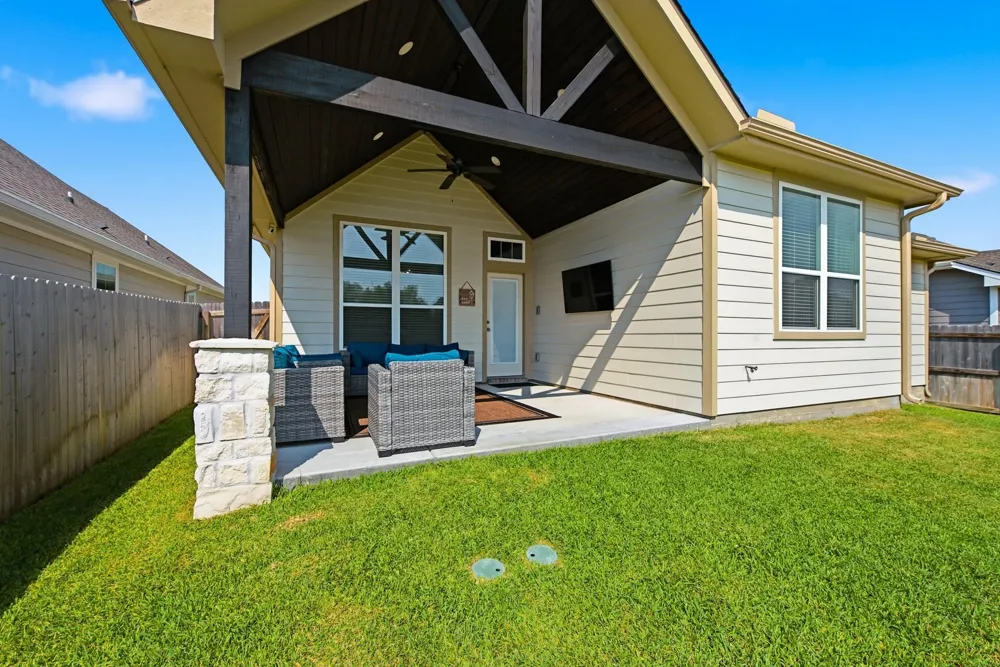 10635 Natural Pond Road Bryan, TX 77845