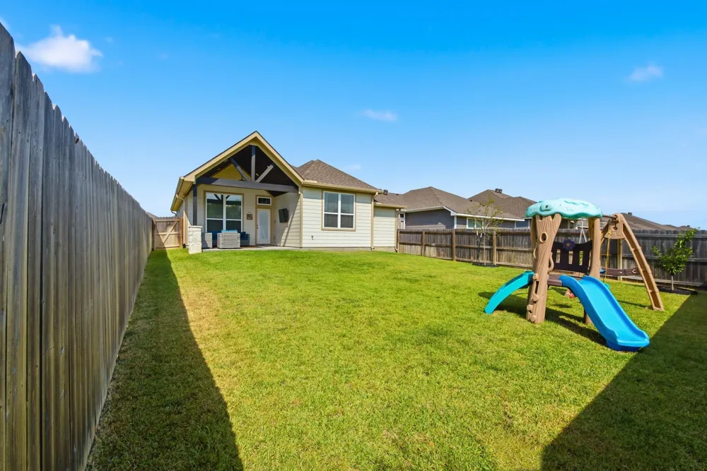 10635 Natural Pond Road Bryan, TX 77845
