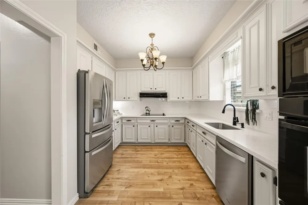 706 Fernglade Drive Richmond, TX 77406