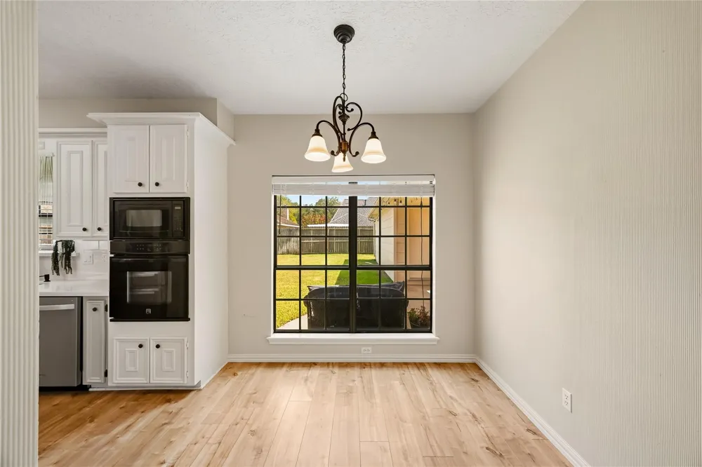 706 Fernglade Drive Richmond, TX 77406