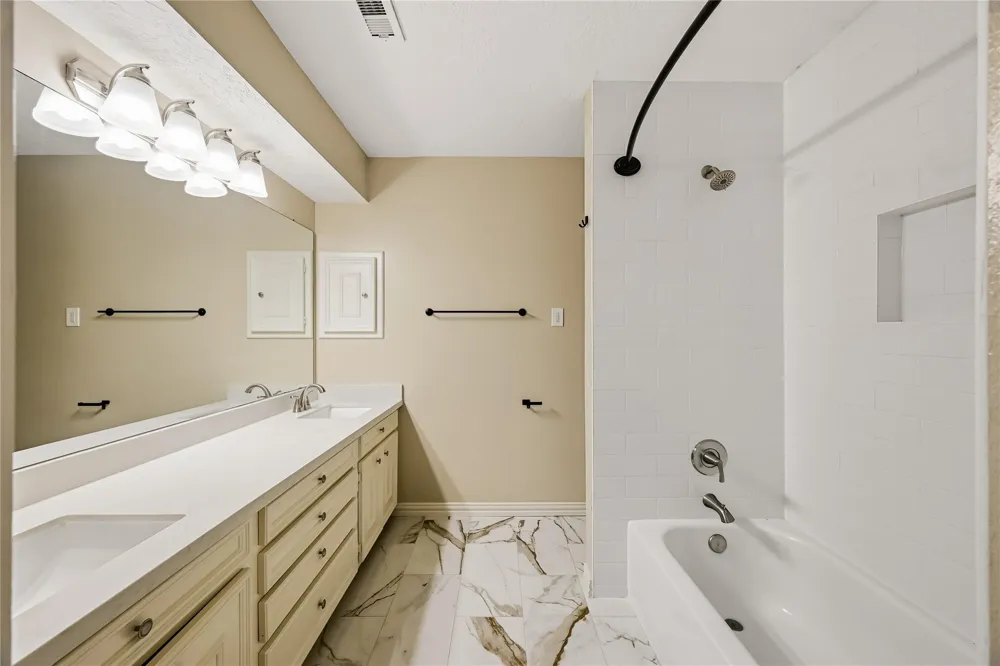 706 Fernglade Drive Richmond, TX 77406
