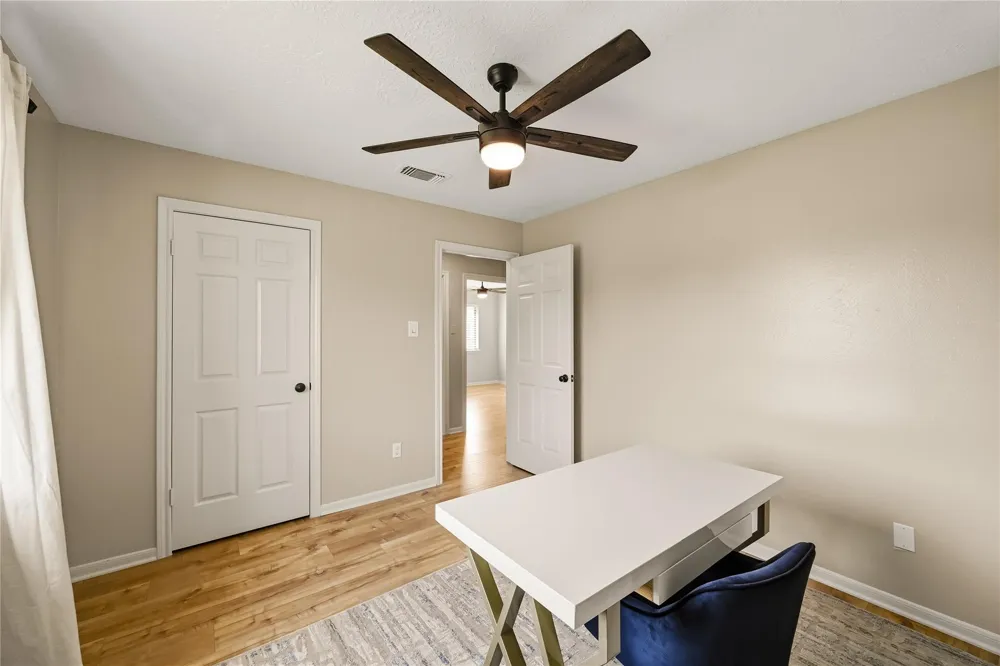 706 Fernglade Drive Richmond, TX 77406
