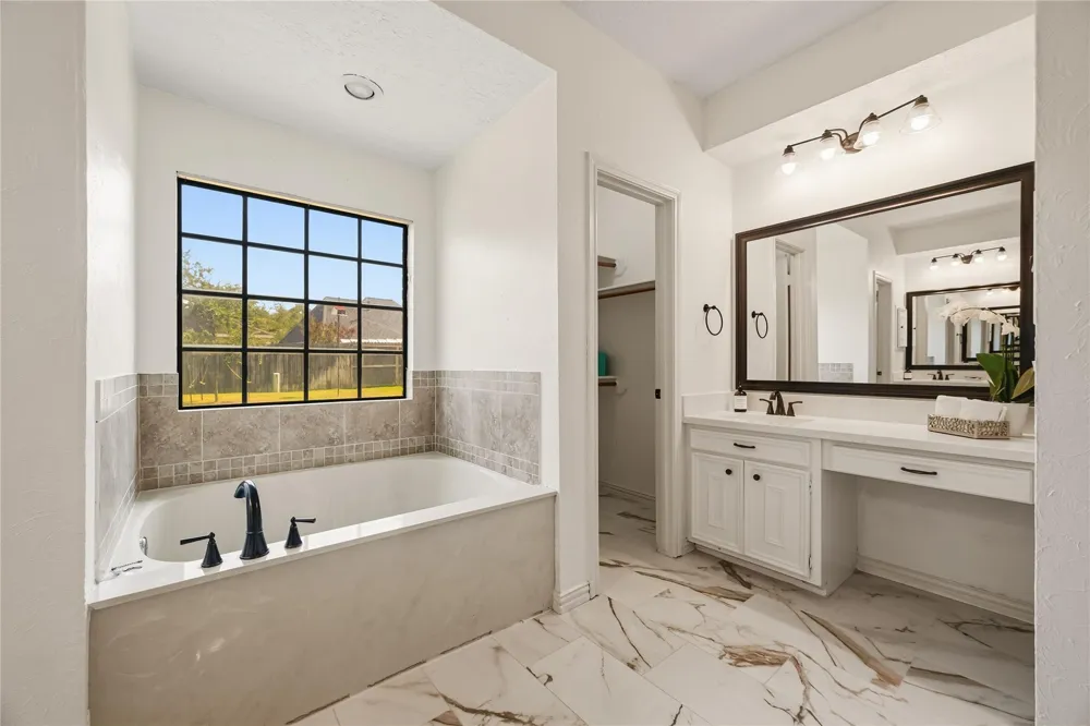 706 Fernglade Drive Richmond, TX 77406