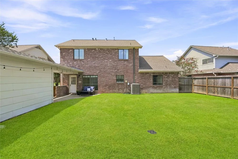 706 Fernglade Drive Richmond, TX 77406