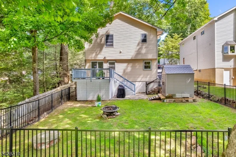 92 New York Ave Jefferson, NJ 07849