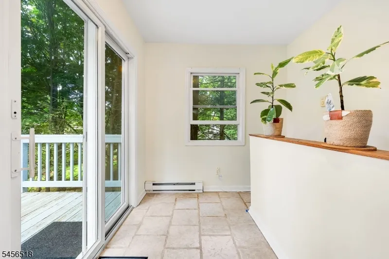 92 New York Ave Jefferson, NJ 07849