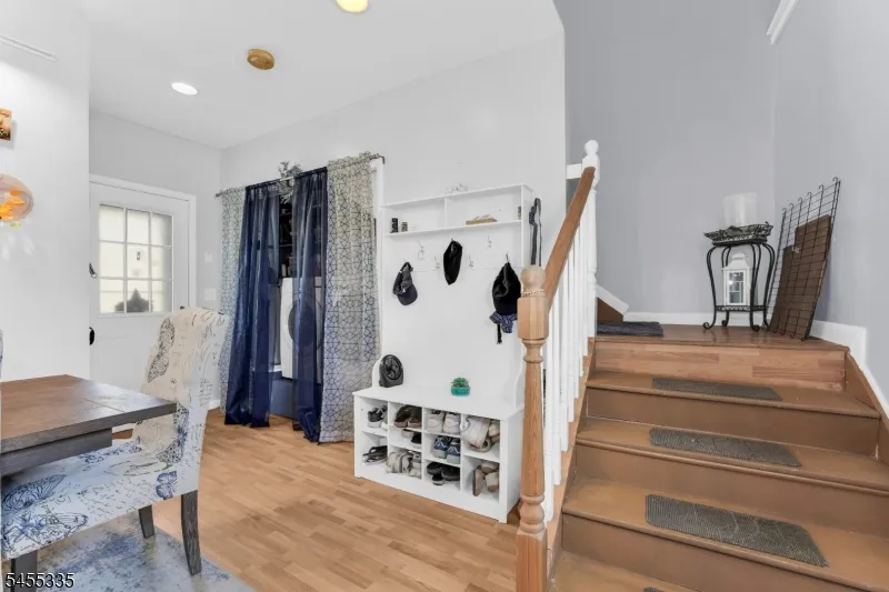 212 Gordon Ave Totowa, NJ 07512