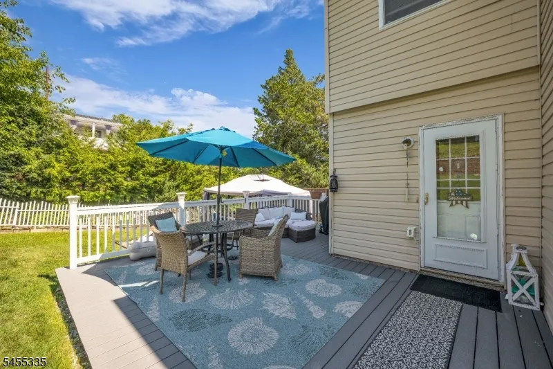 212 Gordon Ave Totowa, NJ 07512