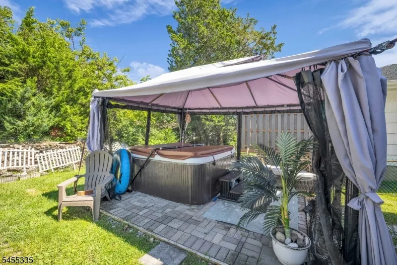 212 Gordon Ave Totowa, NJ 07512