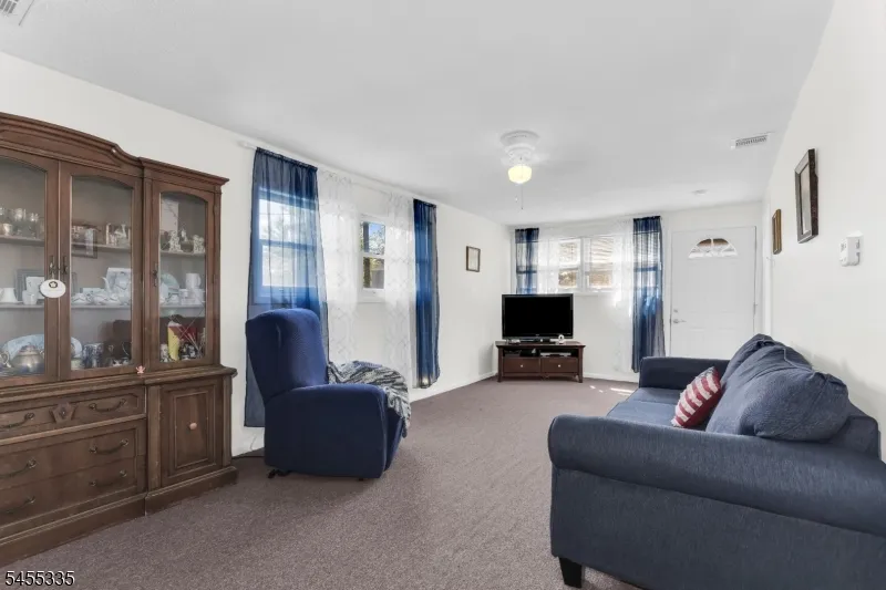 212 Gordon Ave Totowa, NJ 07512