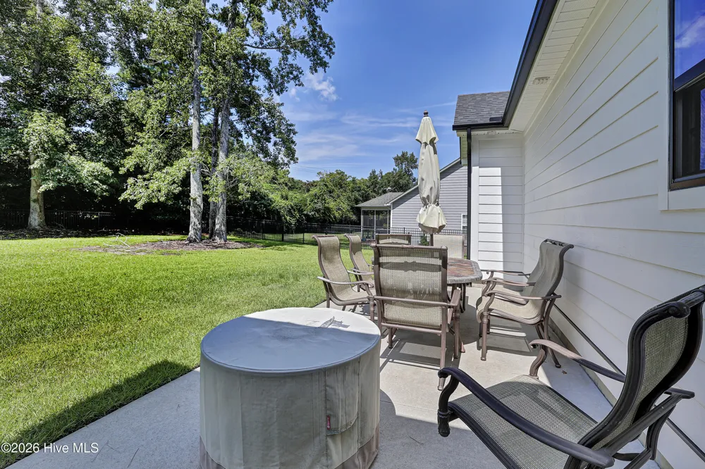 11 Sailview Court Hampstead, NC 28443